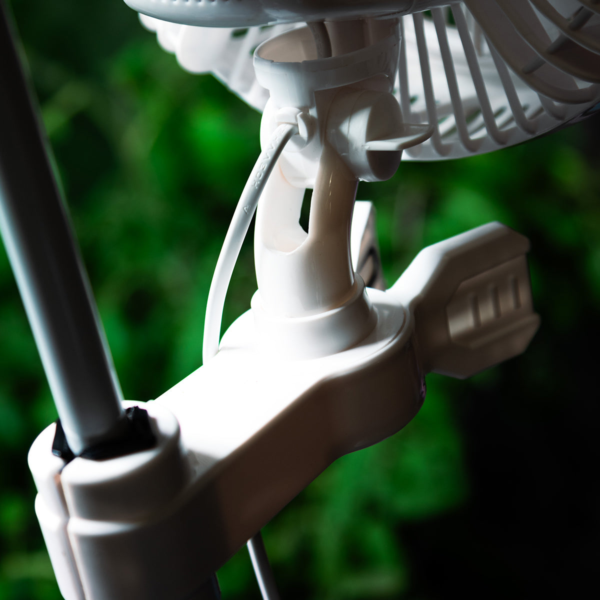 Vortex 10" Oscillating Clip Fan