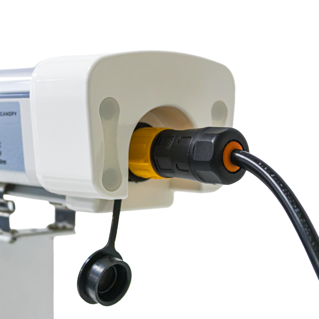 Undercanopy LED light bar power port with yellow connector and black cable