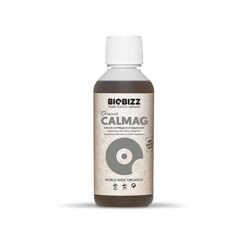 Biobizz liquid supplement bottle, centered label with ribbed white cap