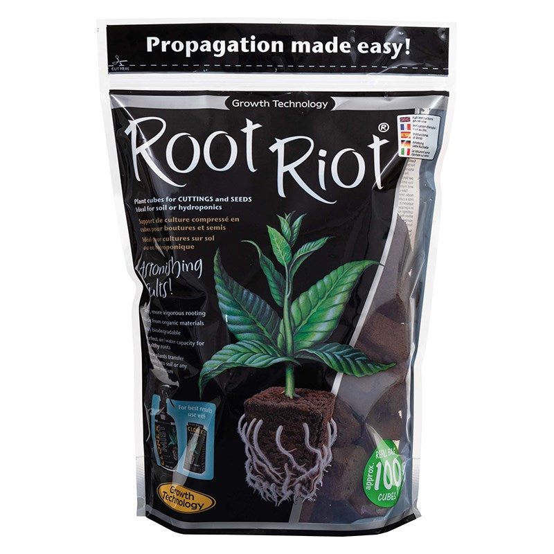 Root Riot propagation kit pouch, clear side panel with dark grow cubes inside
